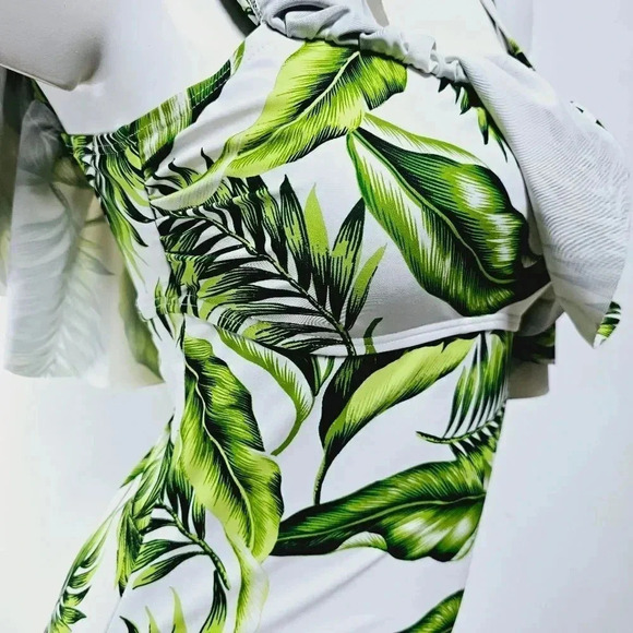 Gabifresh ruffle palm leaf swim suit 10 d/dd - Picture 4 of 12